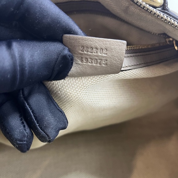 Gucci Pebbled Leather Double Handle Boston Soho Handbag w/ Tassel Accents Taupe - Picture 11 of 11